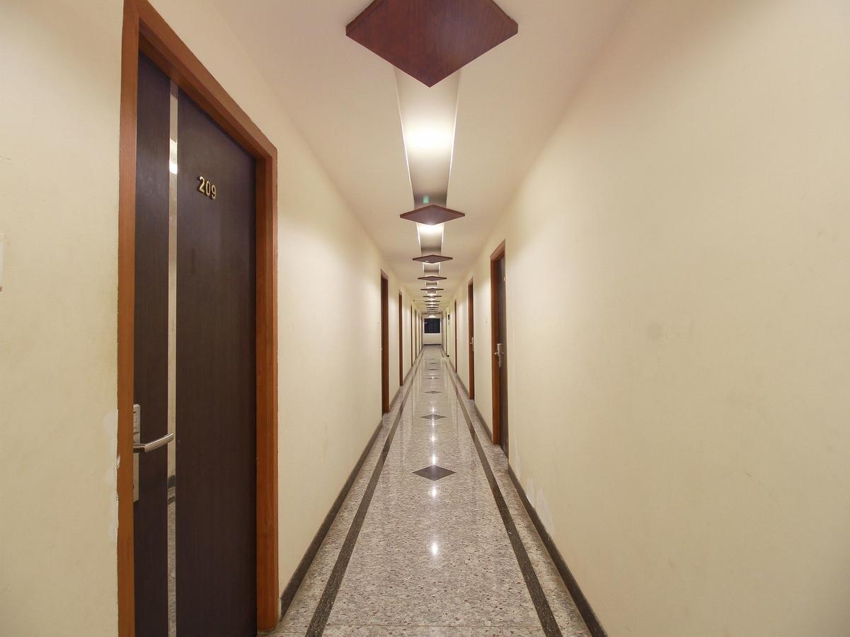 Oyo 11489 Pkn Classic Regency Madurai Buitenkant foto